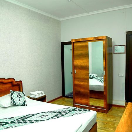 Hotel Mir Адрес Abu Ali Ibn Sino 4A 布哈拉 外观 照片