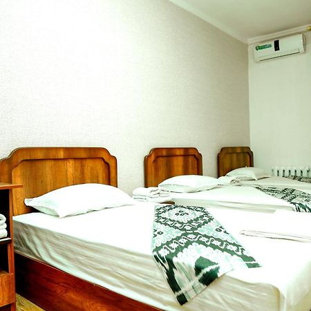 Hotel Mir Адрес Abu Ali Ibn Sino 4A 布哈拉 外观 照片