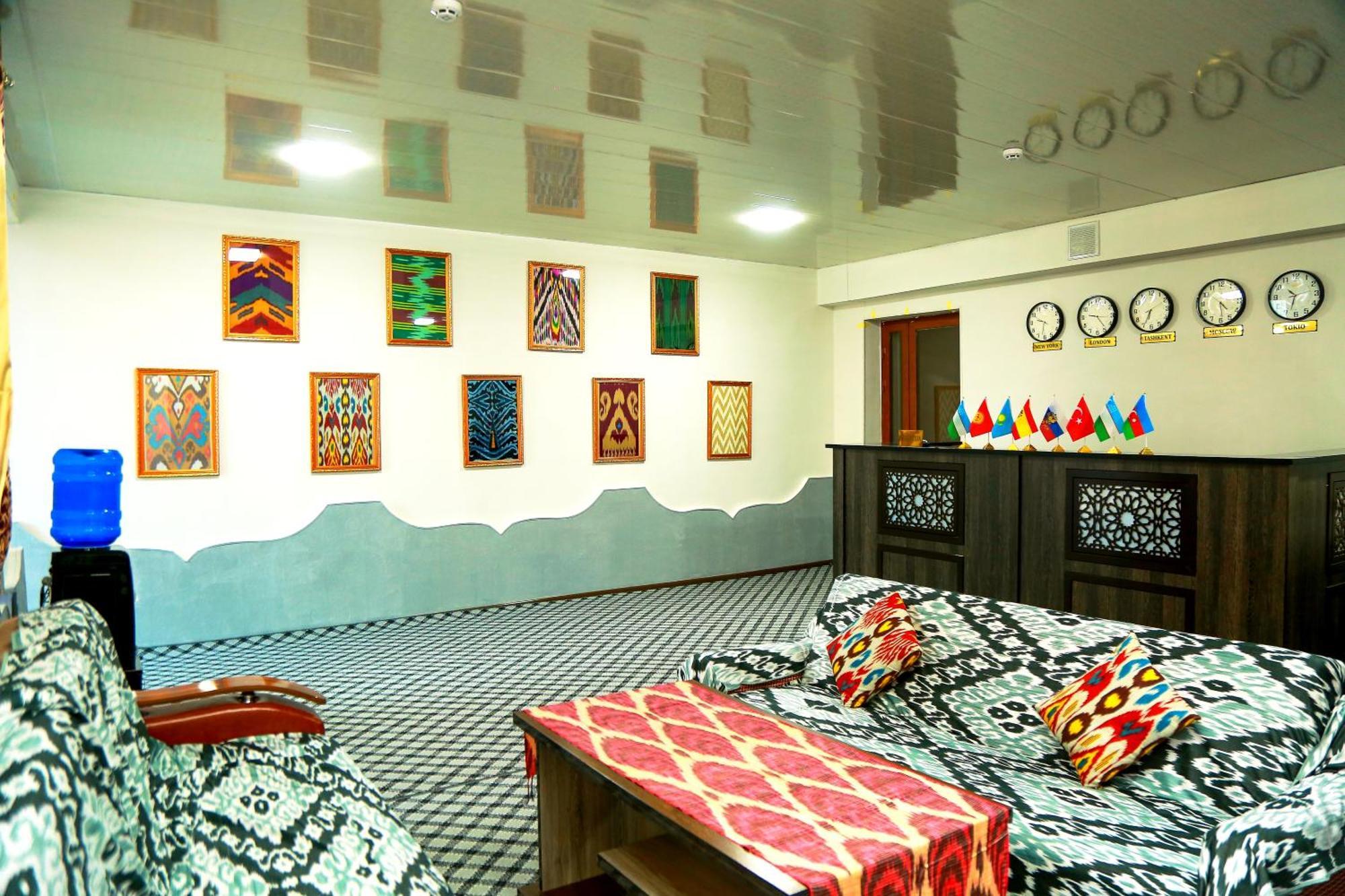 Hotel Mir Адрес Abu Ali Ibn Sino 4A 布哈拉 外观 照片